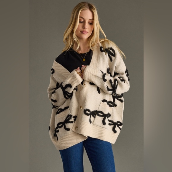 Panache Sweaters - NWT Panache Apparel Women’s Oversized BOW CARDIGAN - BLACK/Cream Size XL